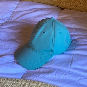 🍋lululemon turquoise hat